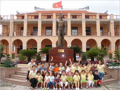 Photos BenNhaRong 2 - Ho Chi Minh Museum