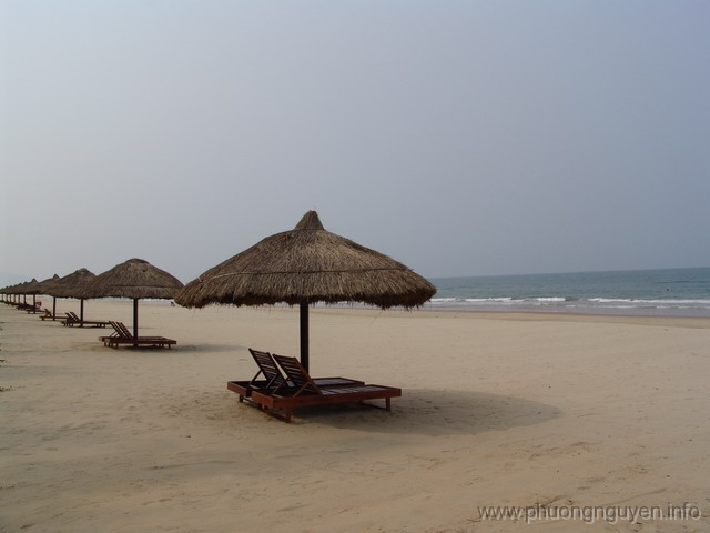 Photos Lang Co Beach 7
