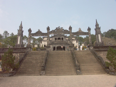 Photo of Entry:  Khai Dinh (Khải Định) mausoleum - Diversification in art of architecture.