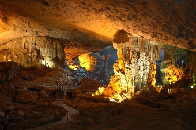 Photos Sung Sot Cave 1