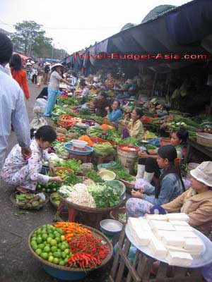 Photos Dong Ba Market 2