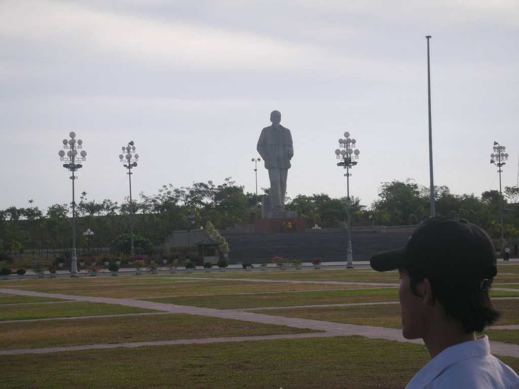 Photos Ho Chi Minh Square 4 - Ho Chi Minh Square