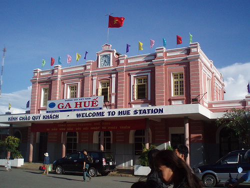 Photos Hue Station 1