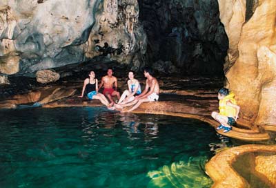 Photos Phuong Hoang, Suoi Mo Ga Cave 1