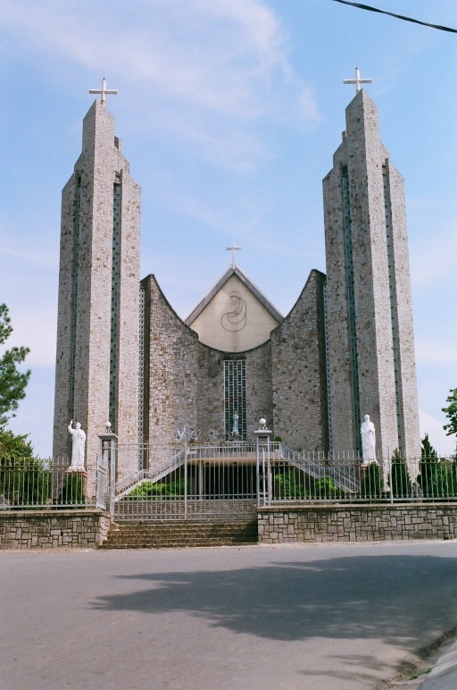 Photos Phu Cam Church 1