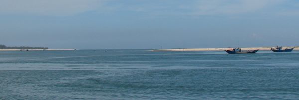 Photos Thuan An Beach 1