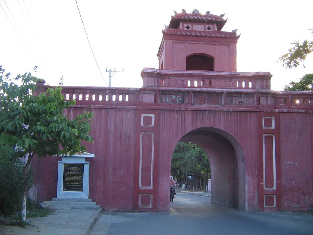 Photos Dien Khanh Citadel 3