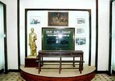 Photos Phan vien Bao tang Ho Chi Minh 2