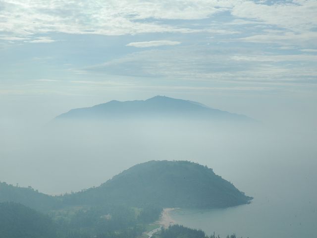 Photos Sea of Clouds Pass 2 - Hai Van Pass