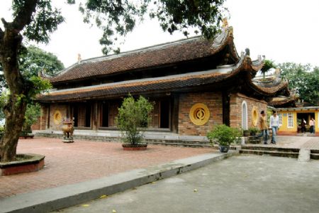 Photos Kim Lien Pagoda 3