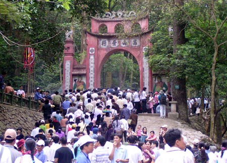 Photos Quoc mau Au Co Temple 1 - Quoc mau Au Co Temple