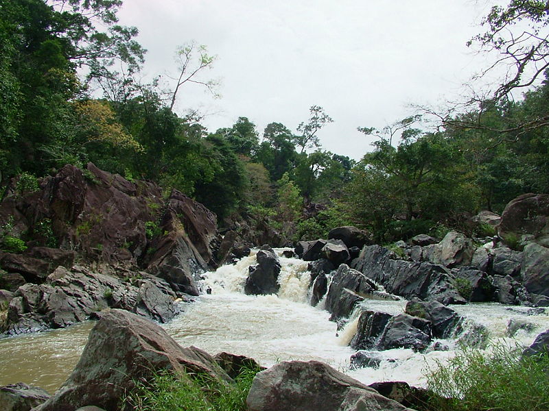 Photos Thuy Tien Waterfall 1