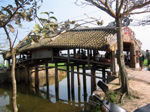 Photos ngoi Thanh Toan Bridge 3