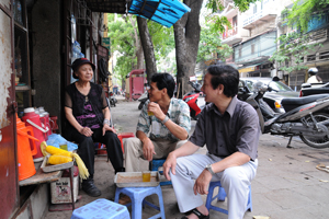 Photo of Entry:  Simple Tea Shops Add a Touch of Poetry to Ha Noi
